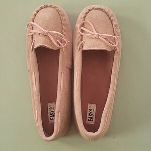 NWOT pink moccasins